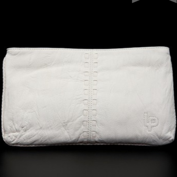 Linea Pelle Alyssa Collection Clutch! - Picture 5 of 15